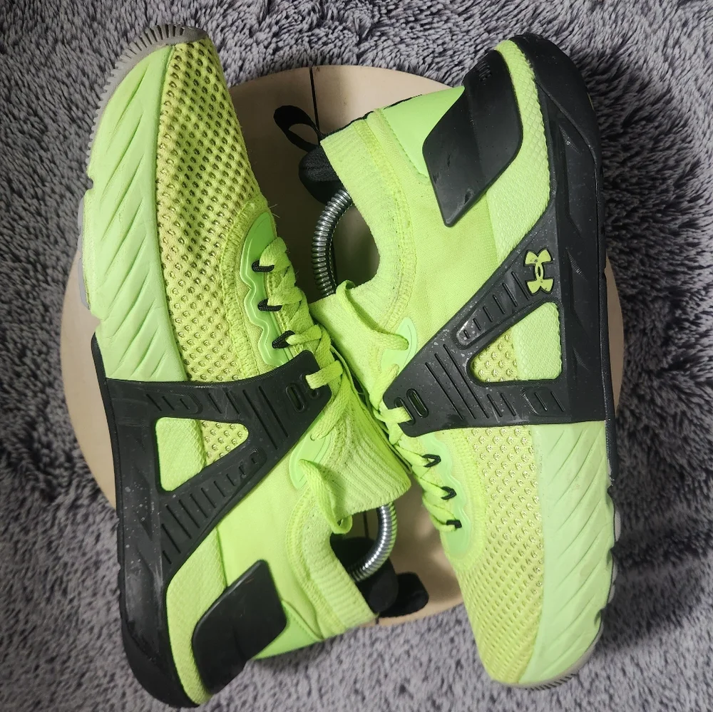 Under Armour Project Rock 4 HOVR Bull Neon Volt Green Black Mens Size 9.5 - Picture 5 of 9